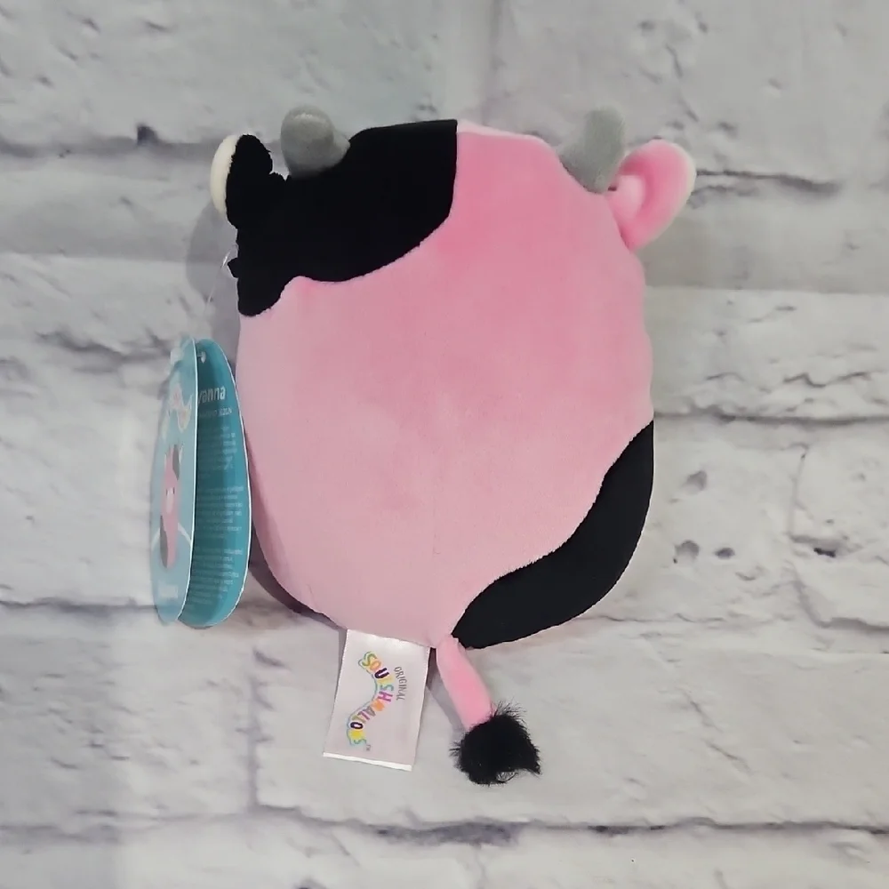 Squishmallows experience charm